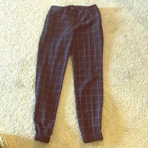 Plaid dress joggers size 4
